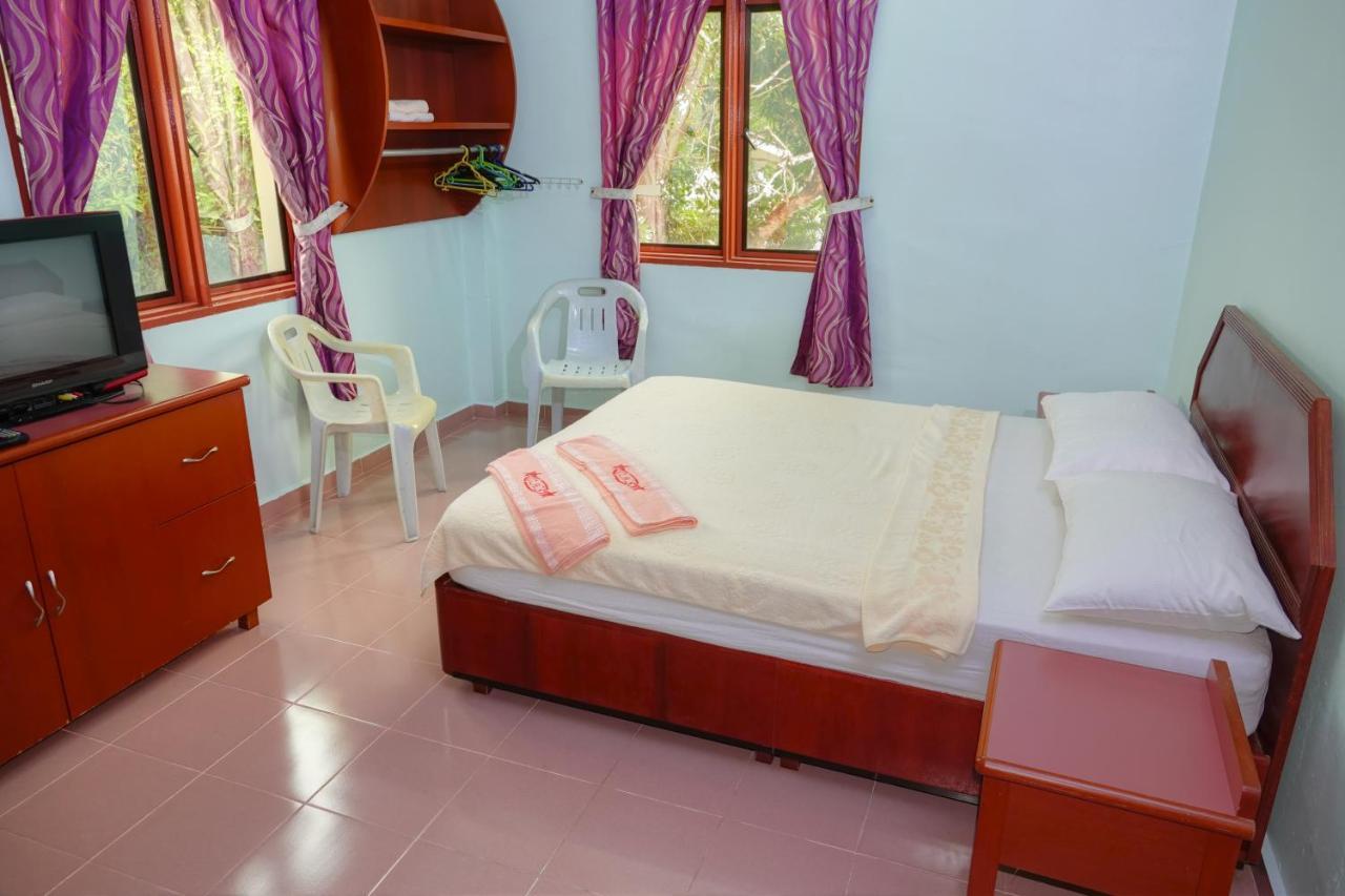 The Room Concept Homestay Kuah Exterior photo