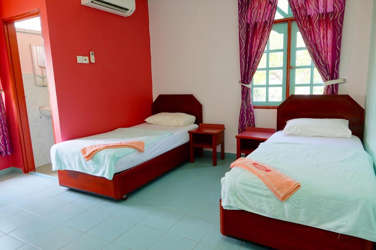 The Room Concept Homestay Kuah Exterior photo